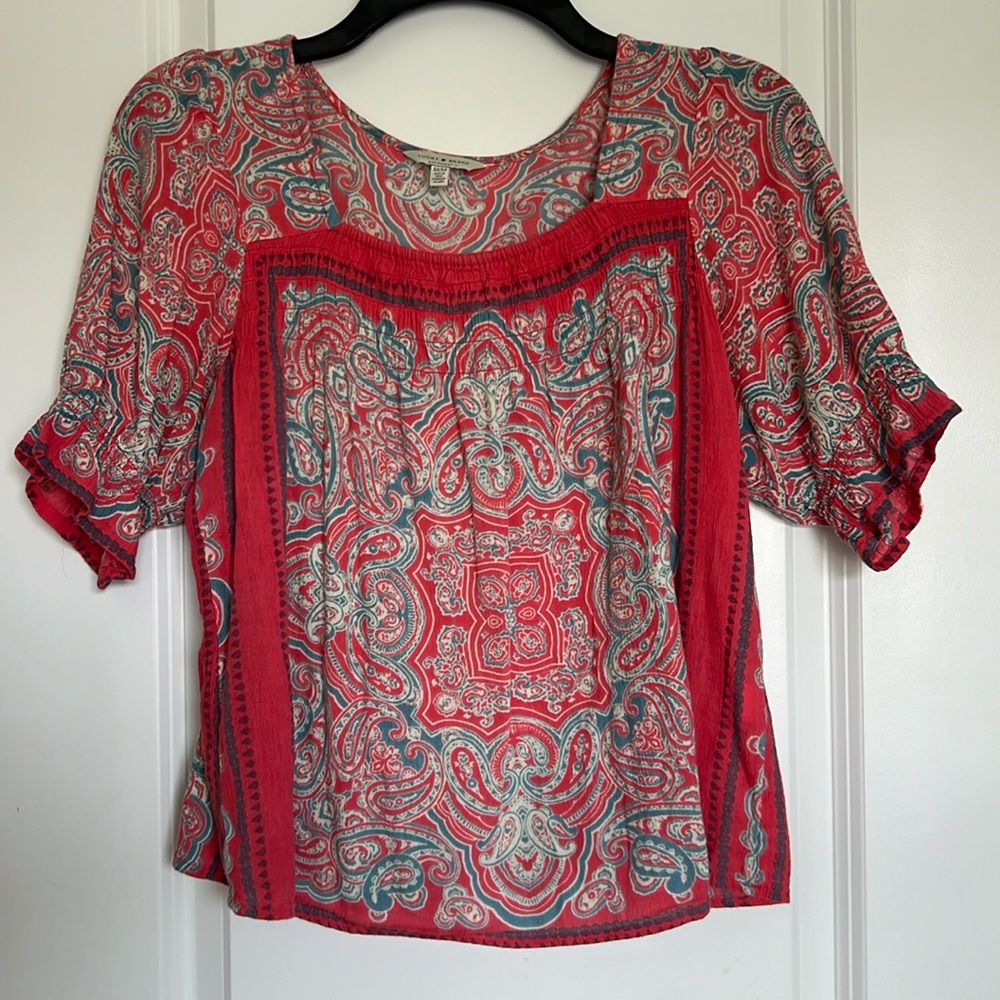 Lucky 🍀 Brand top size M